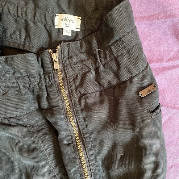Wilfred black silky elastic waist pants w damage - Picture 3 of 5
